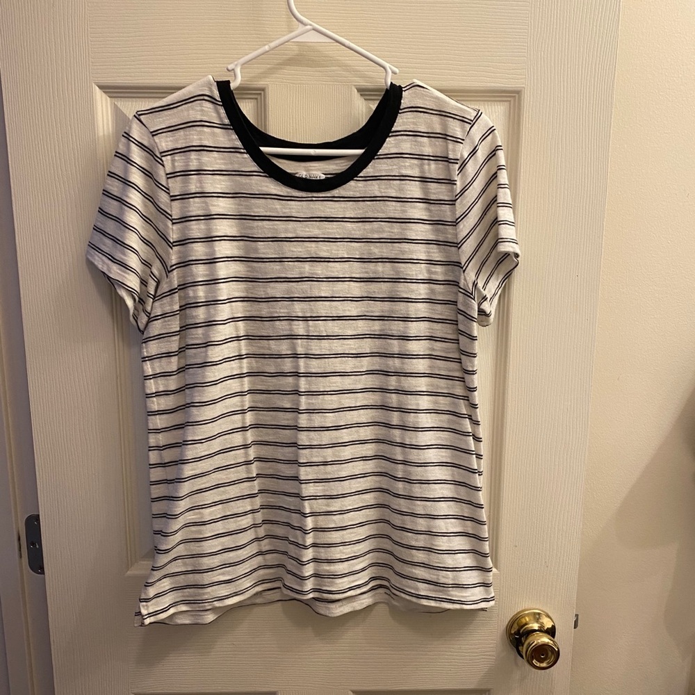 black & white striped tee